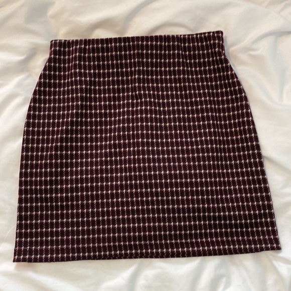 Forever 21 plaid skirt - Picture 2 of 3